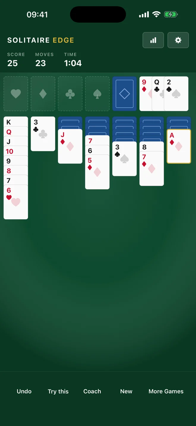 Solitaire Edge on iPhone: a hint highlighting the ace of diamonds